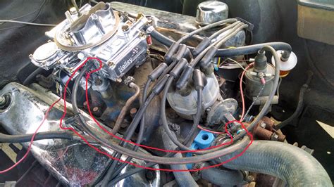 where do i hook up vacuum advance on holley carb